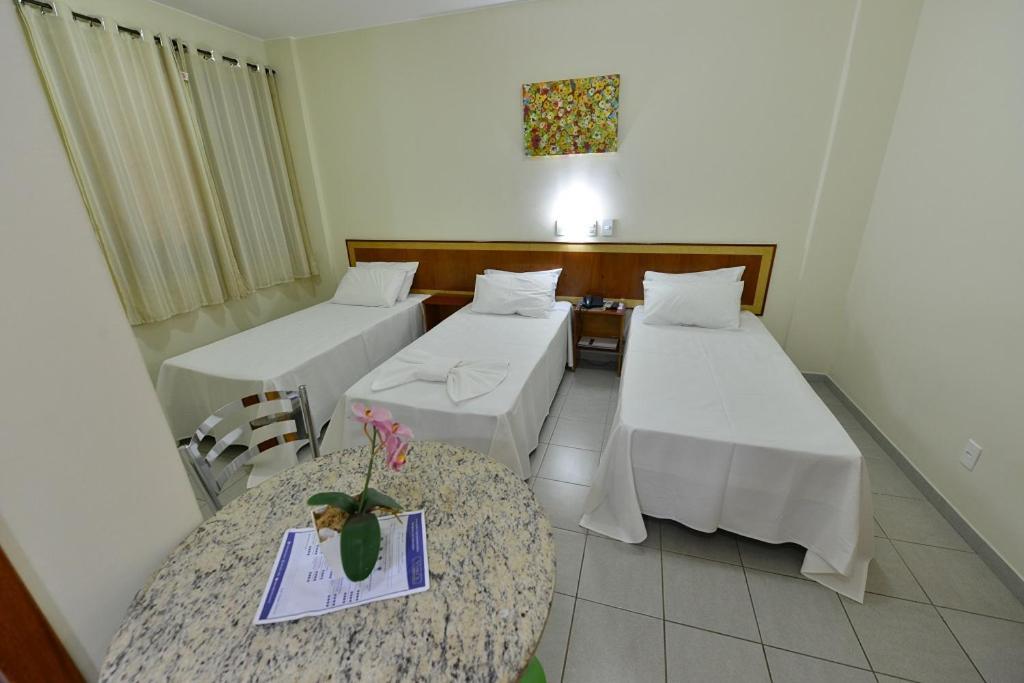 Vind'S Plaza Hotel Caratinga Extérieur photo