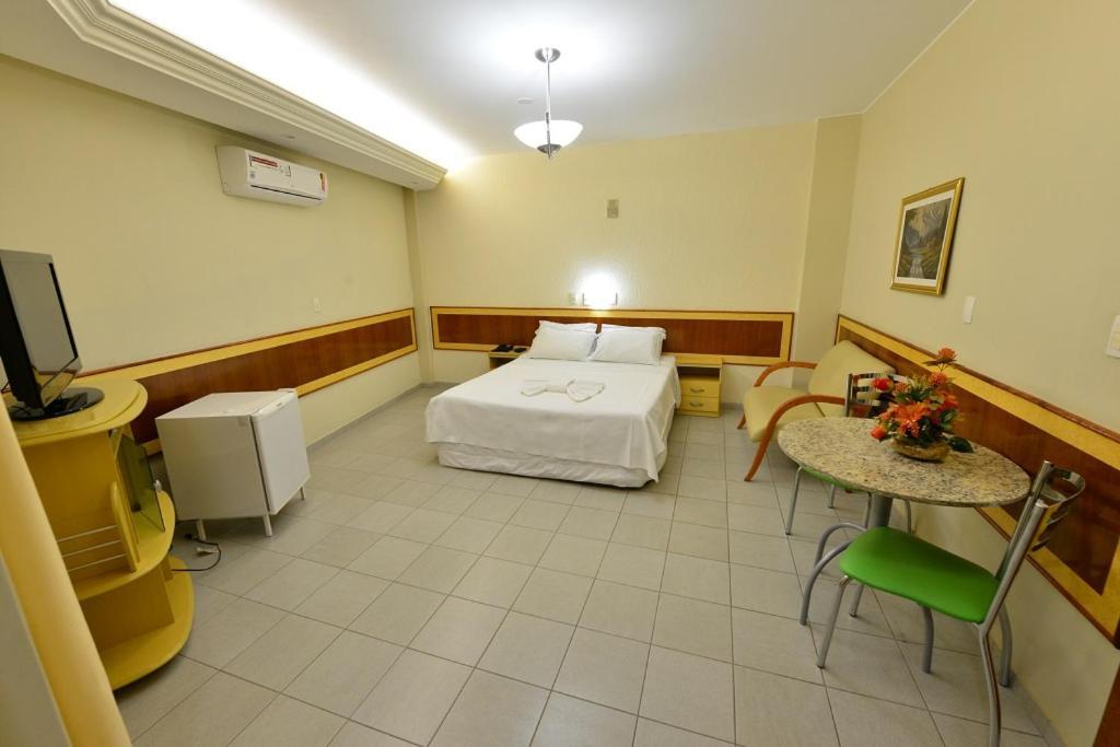 Vind'S Plaza Hotel Caratinga Extérieur photo