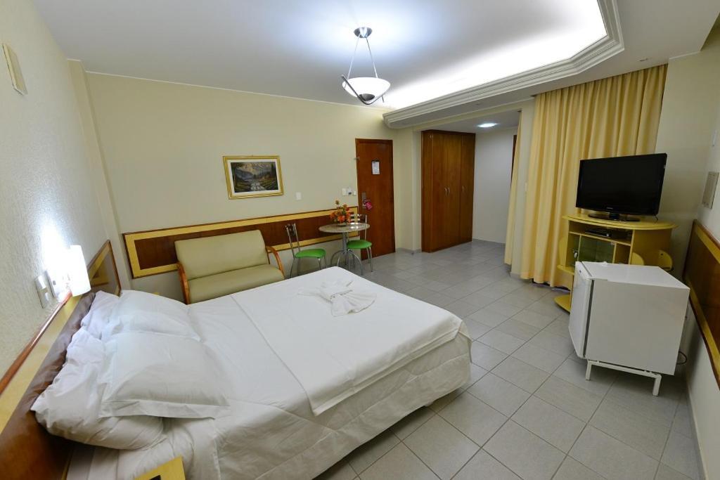 Vind'S Plaza Hotel Caratinga Extérieur photo